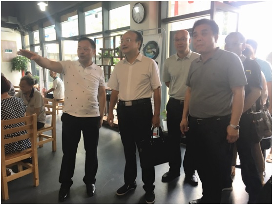 省国资委杨平副主任率队考察乐鱼平台_乐鱼(中国)一站式服务平台侨亚文明窗口申报工作