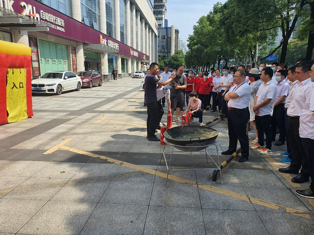 乐鱼平台_乐鱼(中国)一站式服务平台“安全生产月”活动火热进行中
